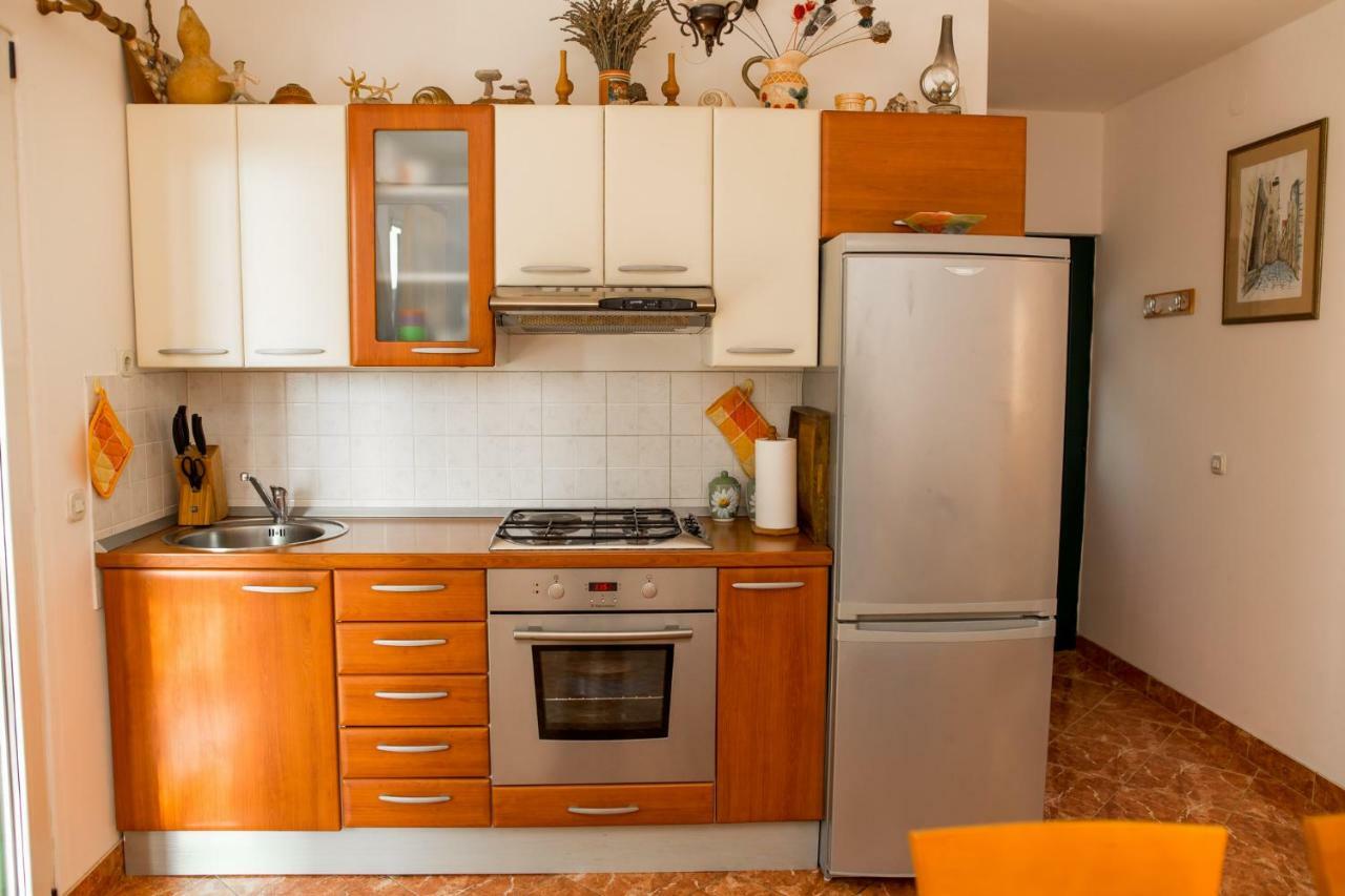 Apartamento Mare&Karlo Drvenik Mali Exterior foto