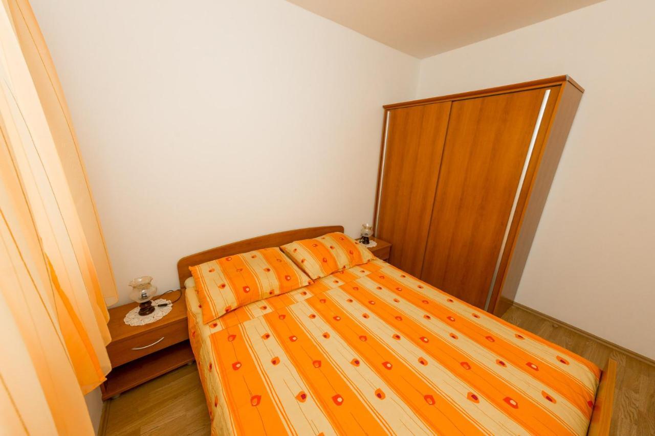 Apartamento Mare&Karlo Drvenik Mali Exterior foto